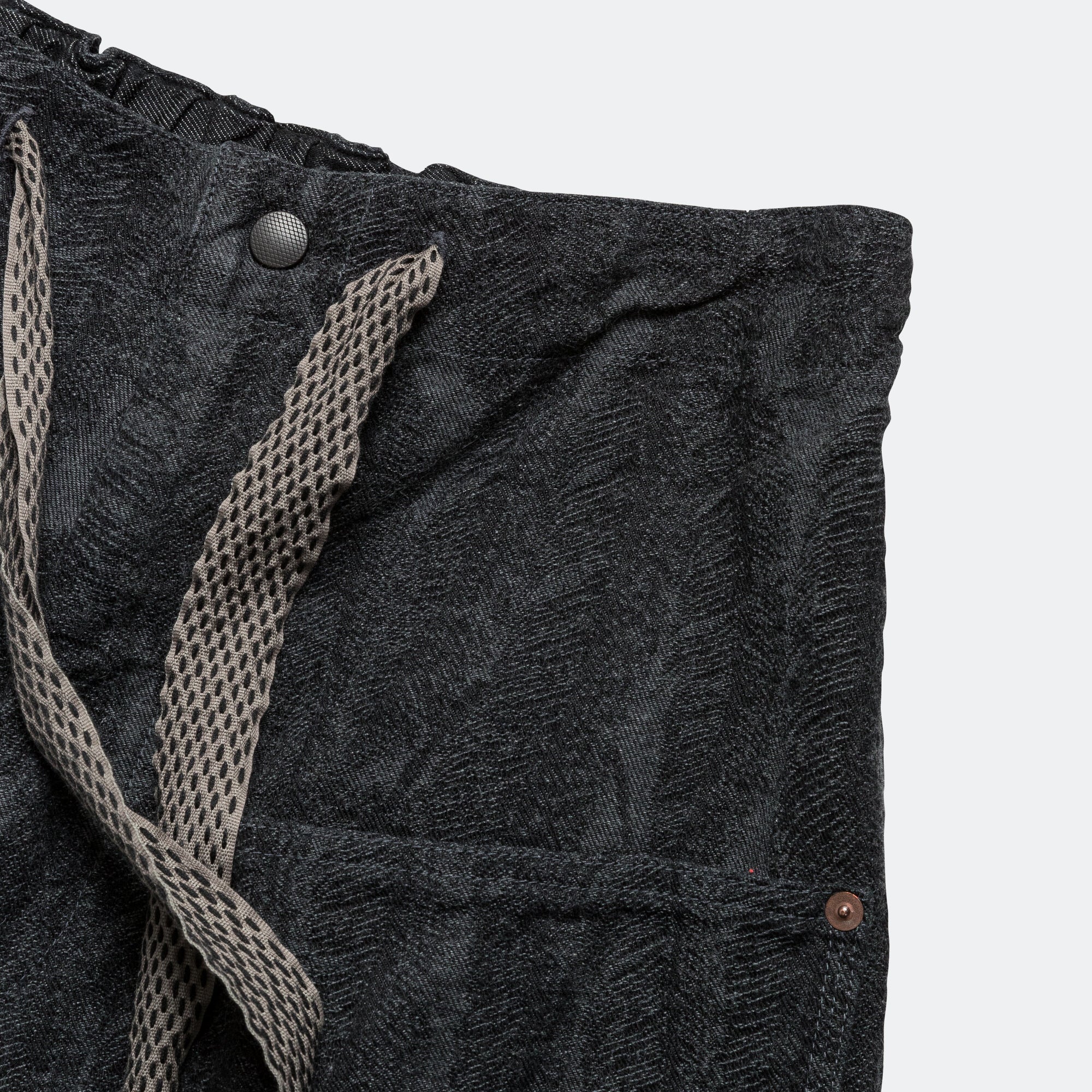 12oz MAGPIE Denim W-Knee Easy Short Pants - Black/Black - Image 3