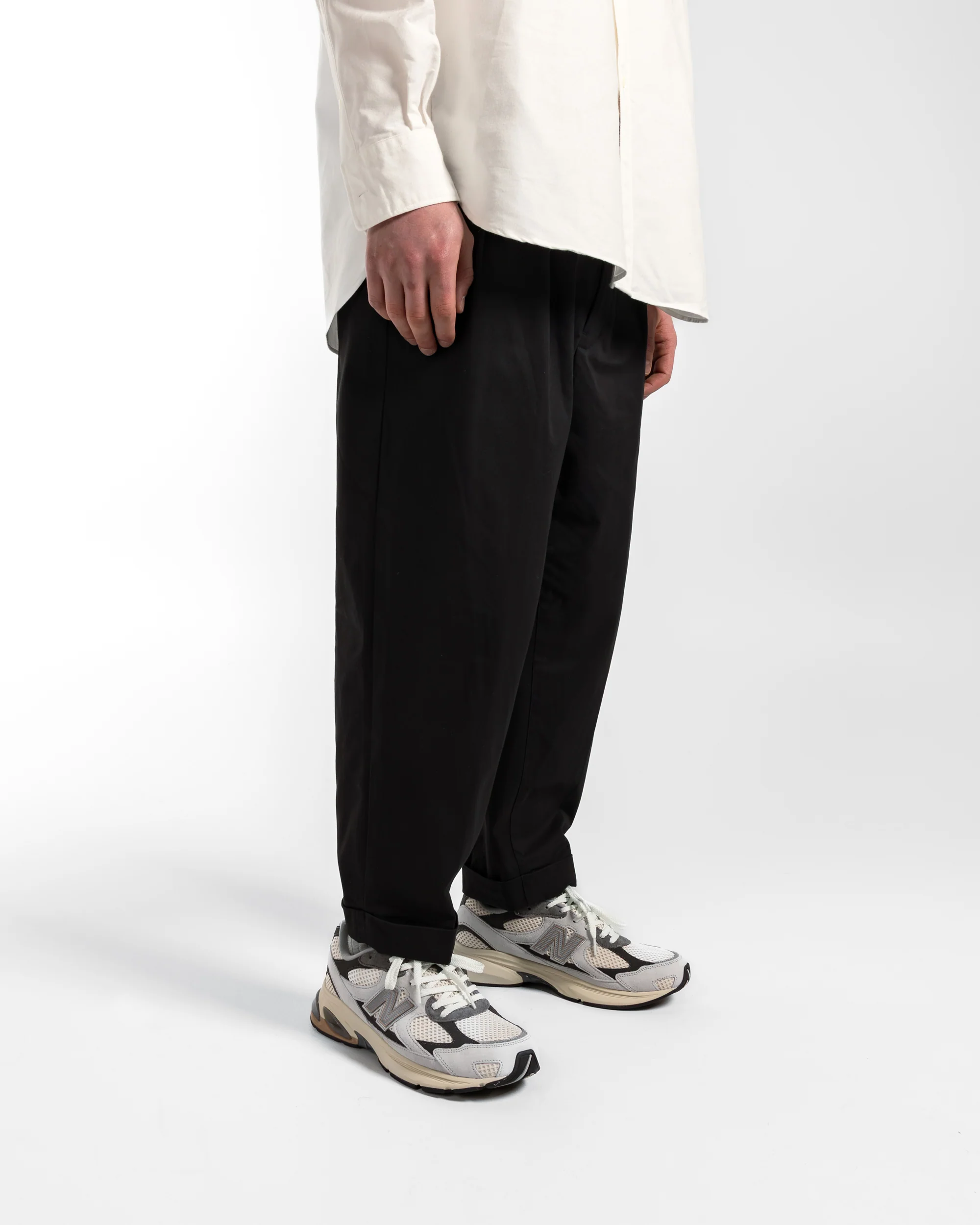 2 Pleat Twill Pants - Black - Image 3