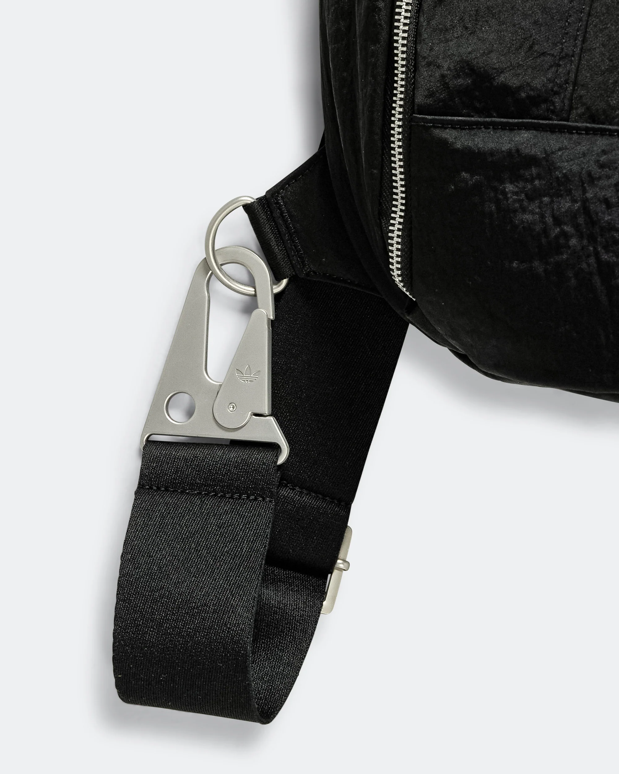 El Segundo Sling Bag - Black - Image 4