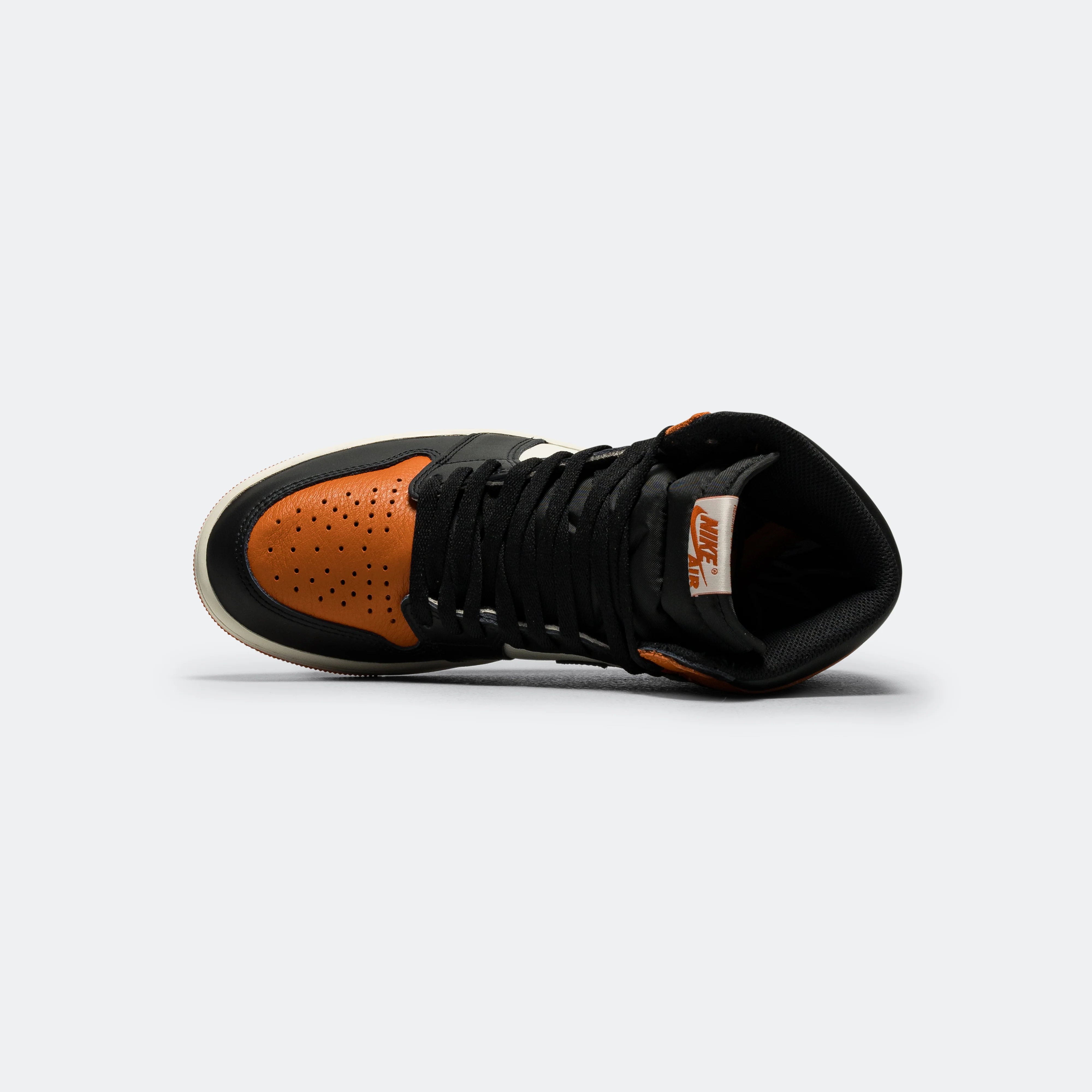 Air Jordan 1 Retro High OG - Black/Black-Sail-Starfish - Image 4