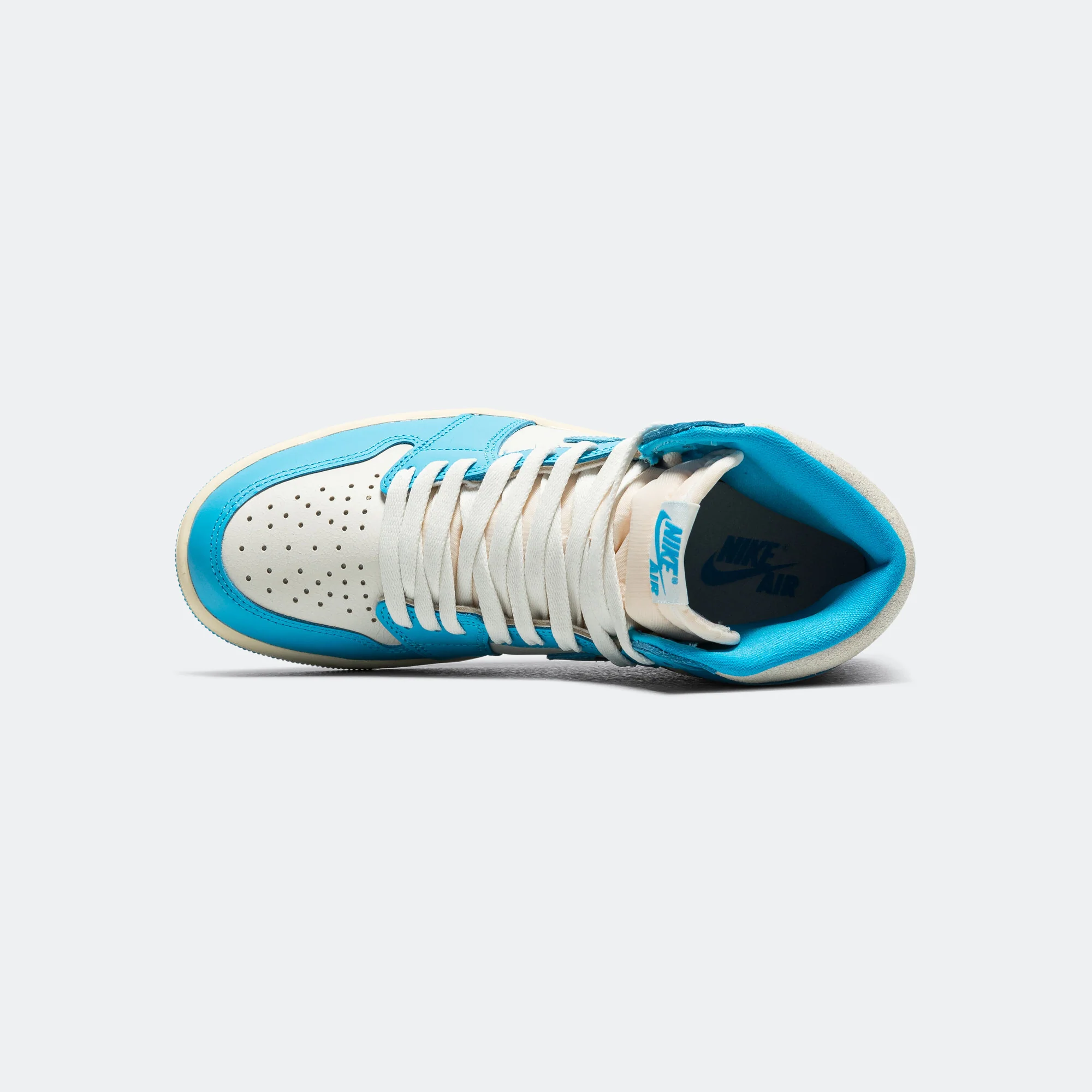 Air Jordan 1 Retro High OG - Dark Powder Blue/Sail - Image 4