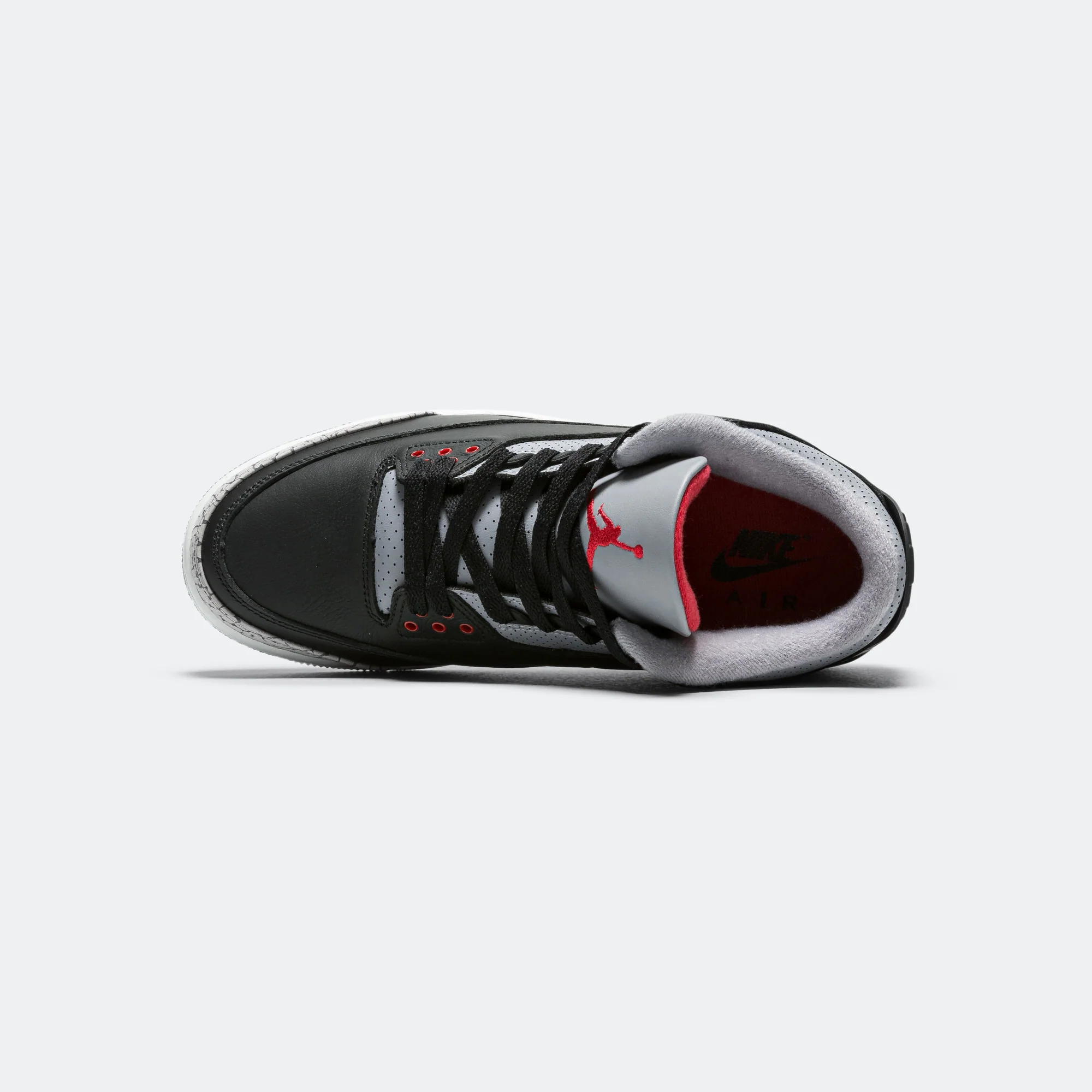 Air Jordan 3 Retro - Black/Fire Red-Cement Grey-Summit White - Image 4