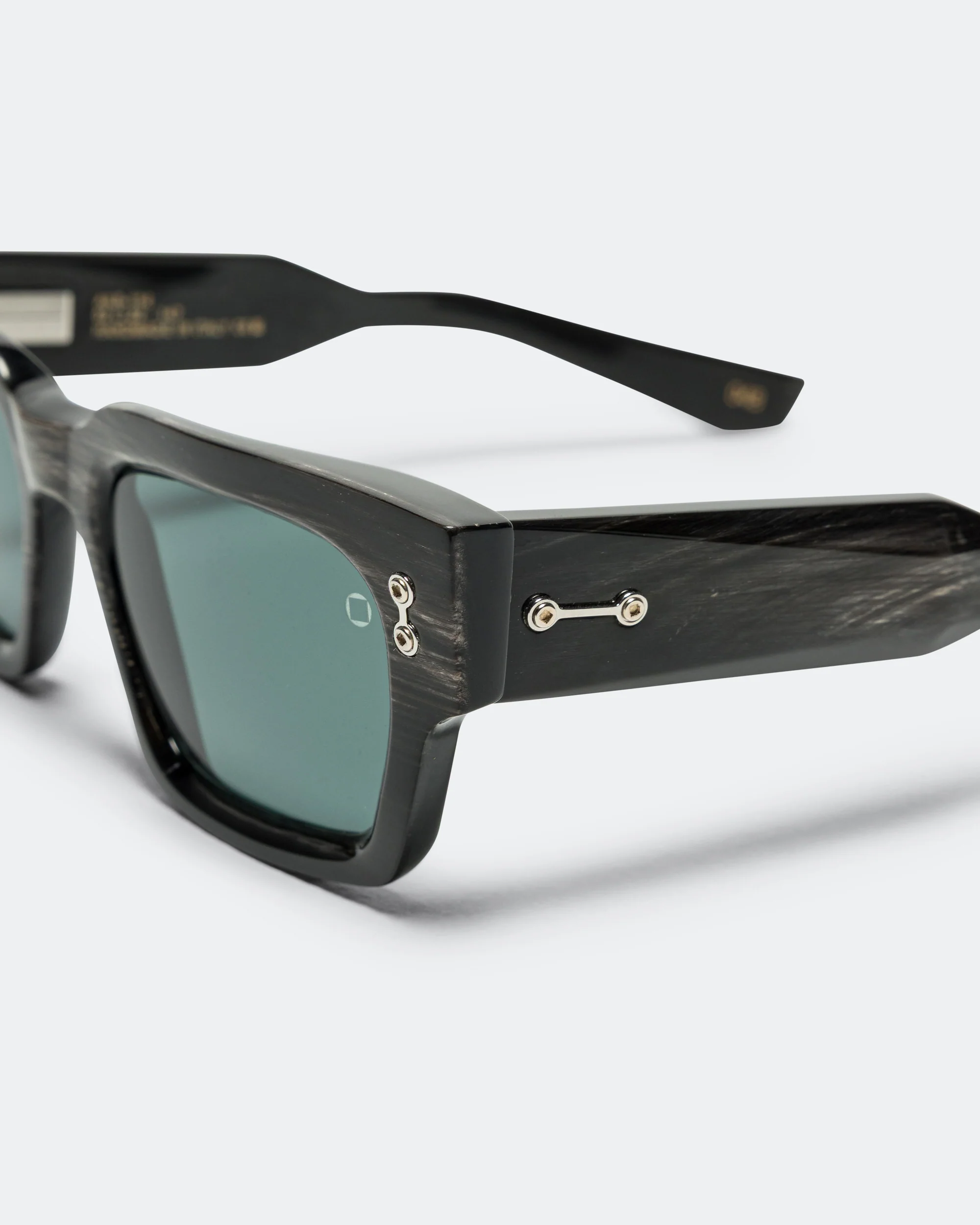 Crafted Cosmo - Striped Black Buffalo Horn - Image 4
