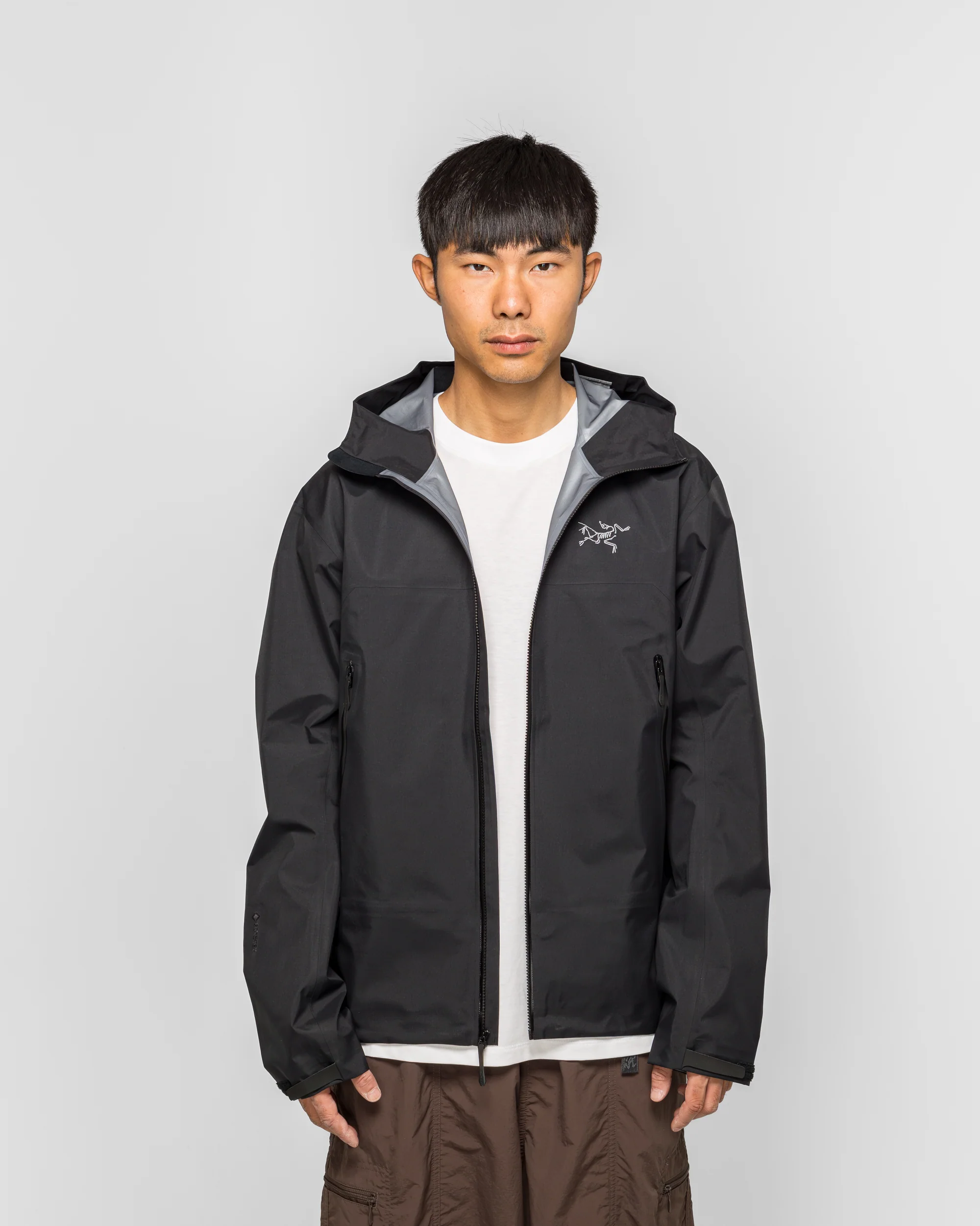 Beta Jacket - Black - Image 2
