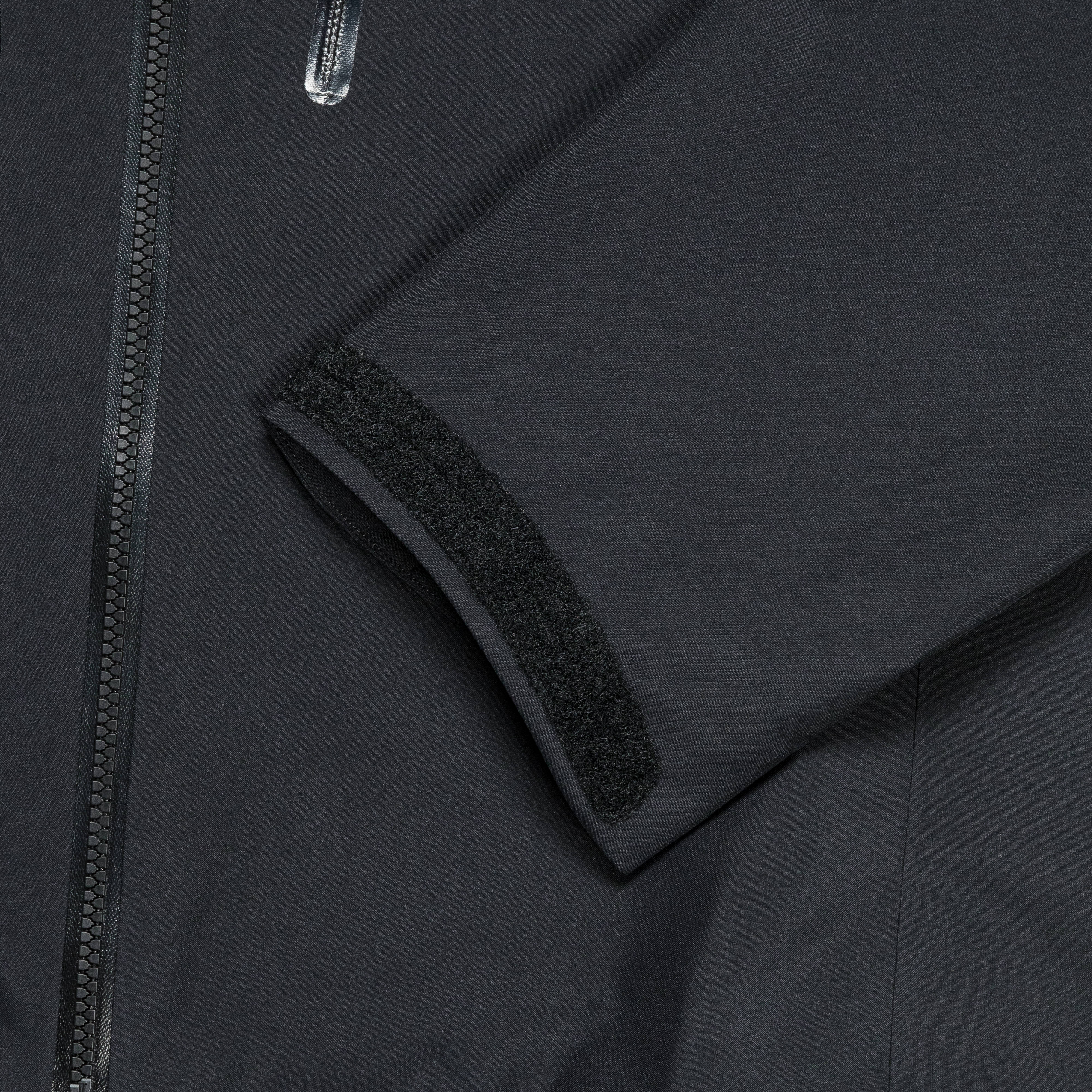Alpha SV Jacket GORE-TEX® PRO - Black - Image 4