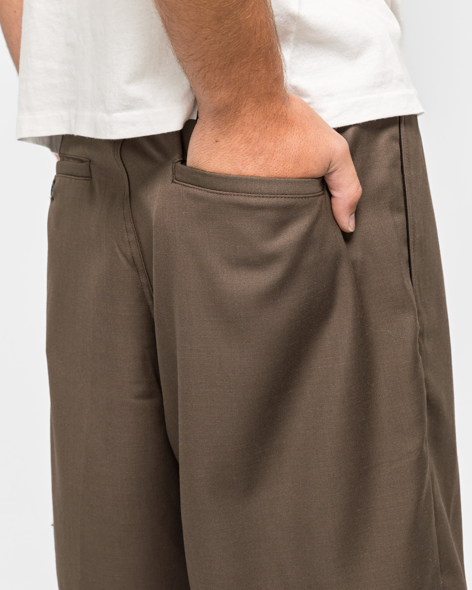 Cut Short - Taupe - Image 5