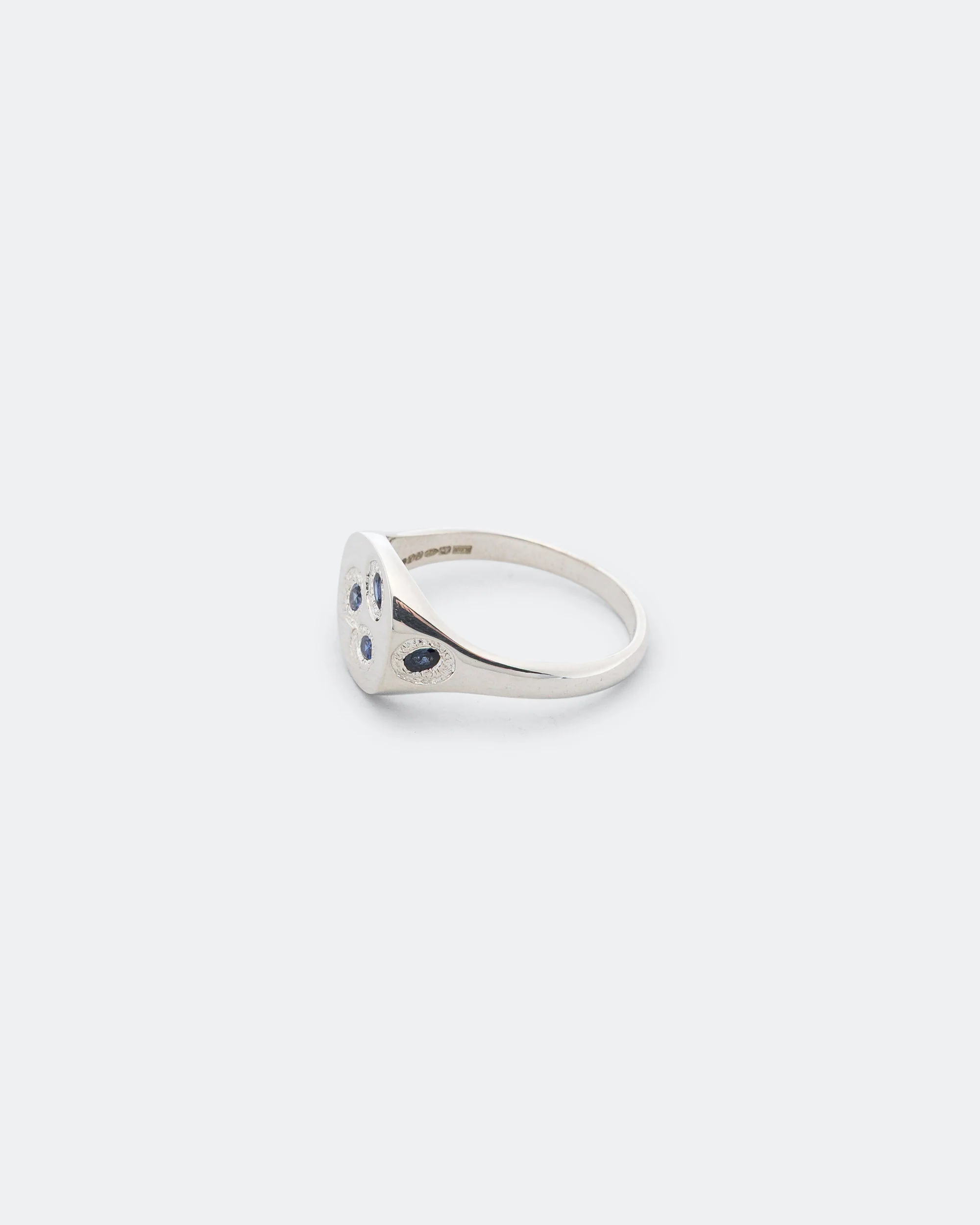 Mini Chloroplast Signet - Blue Sapphire/925 Silver - Image 3
