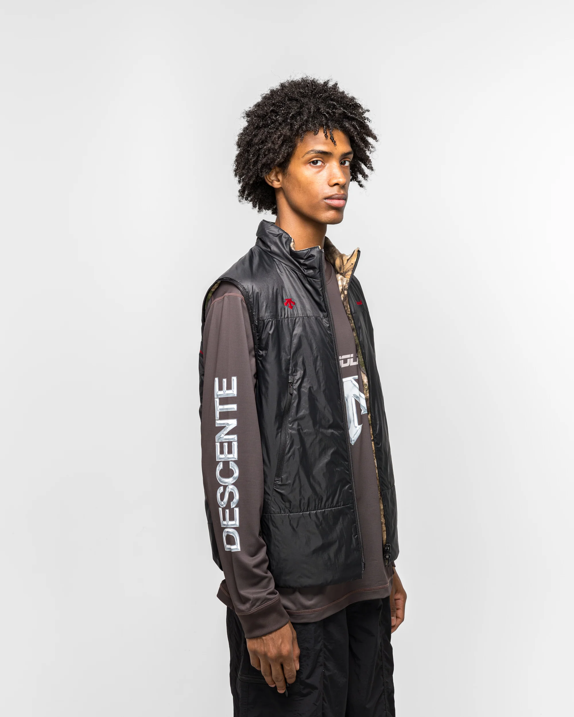 Reversible Vest x JJJJound - Black - Image 4