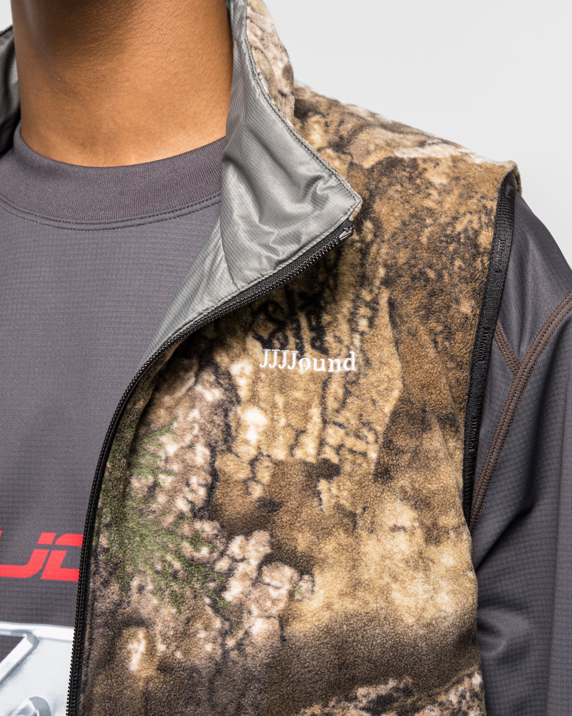 Reversible Vest x JJJJound - Gargoyle - Image 9