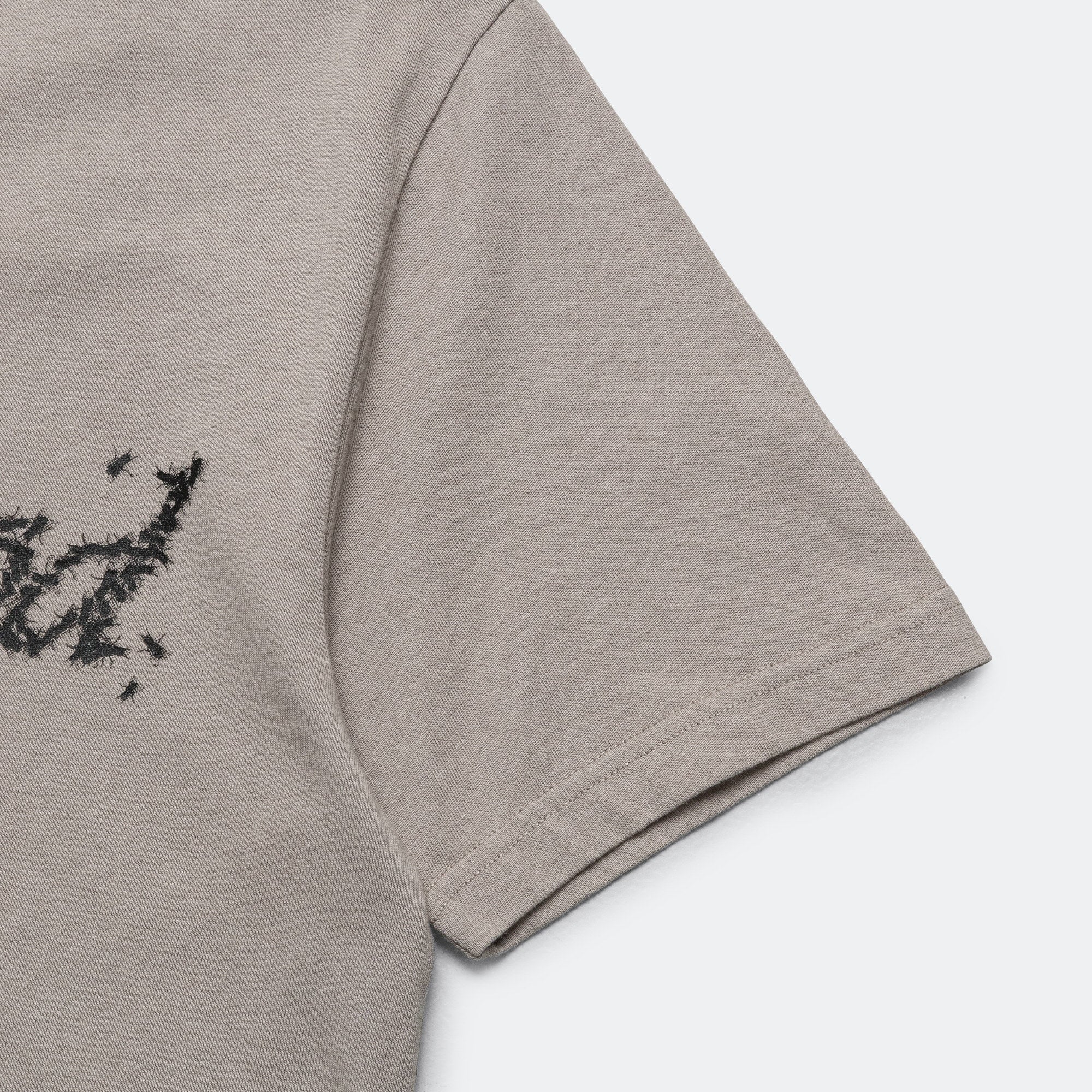 Flies T-Shirt - Taupe - Image 5