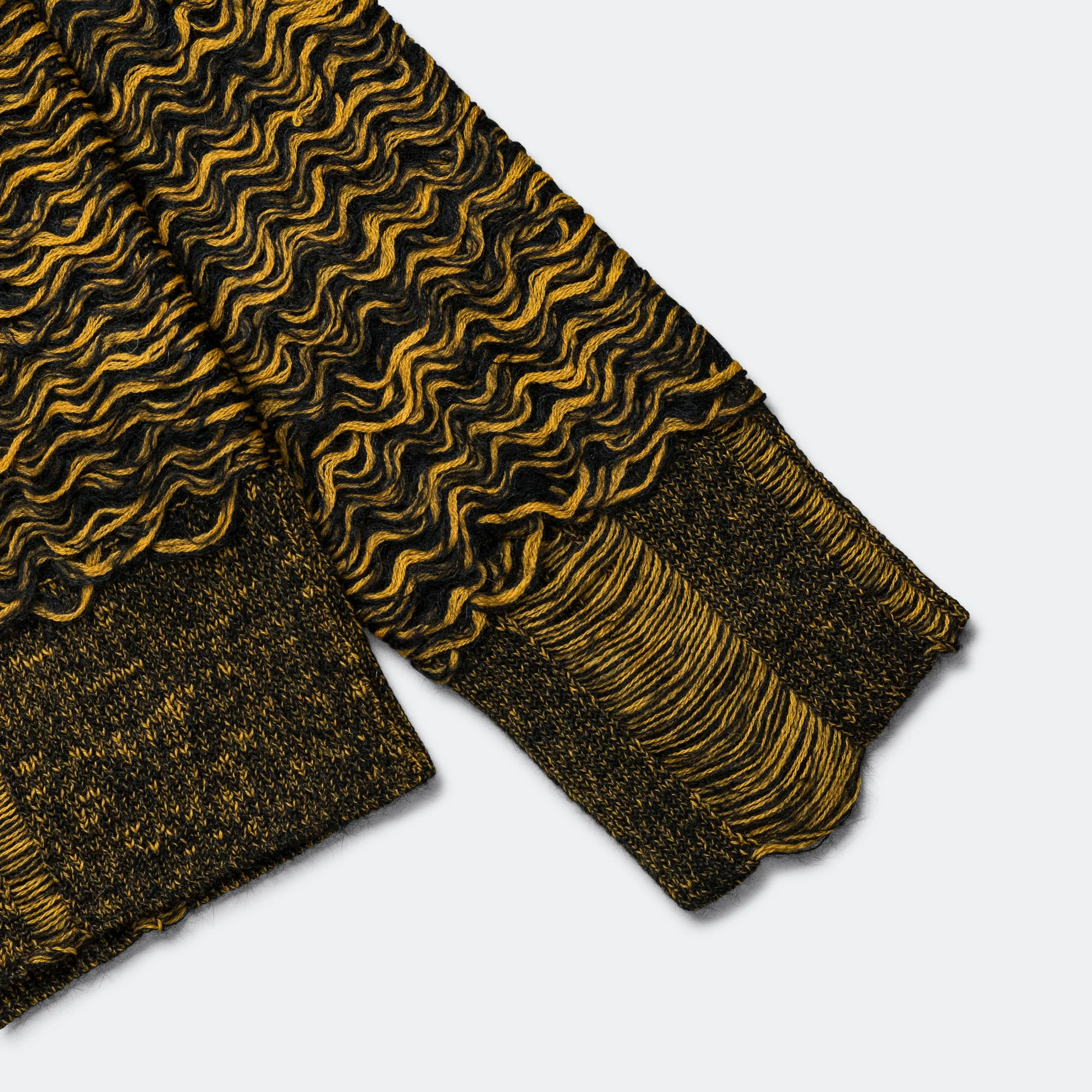 Hairy Wave Crewneck - Black/Yellow - Image 5