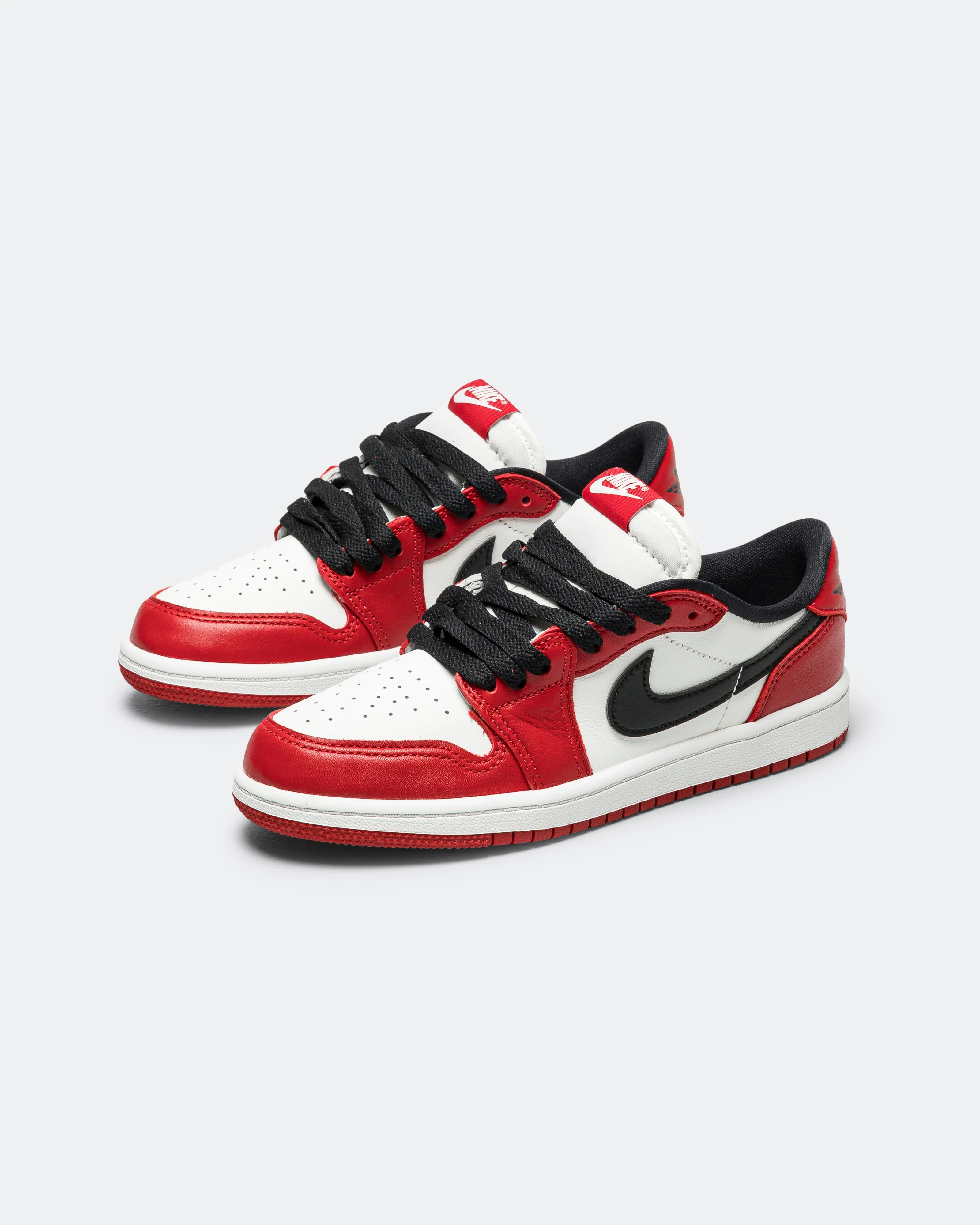 Air Jordan 1 Retro Low OG (PS) - Varsity Red/Black-Summit White - Image 2