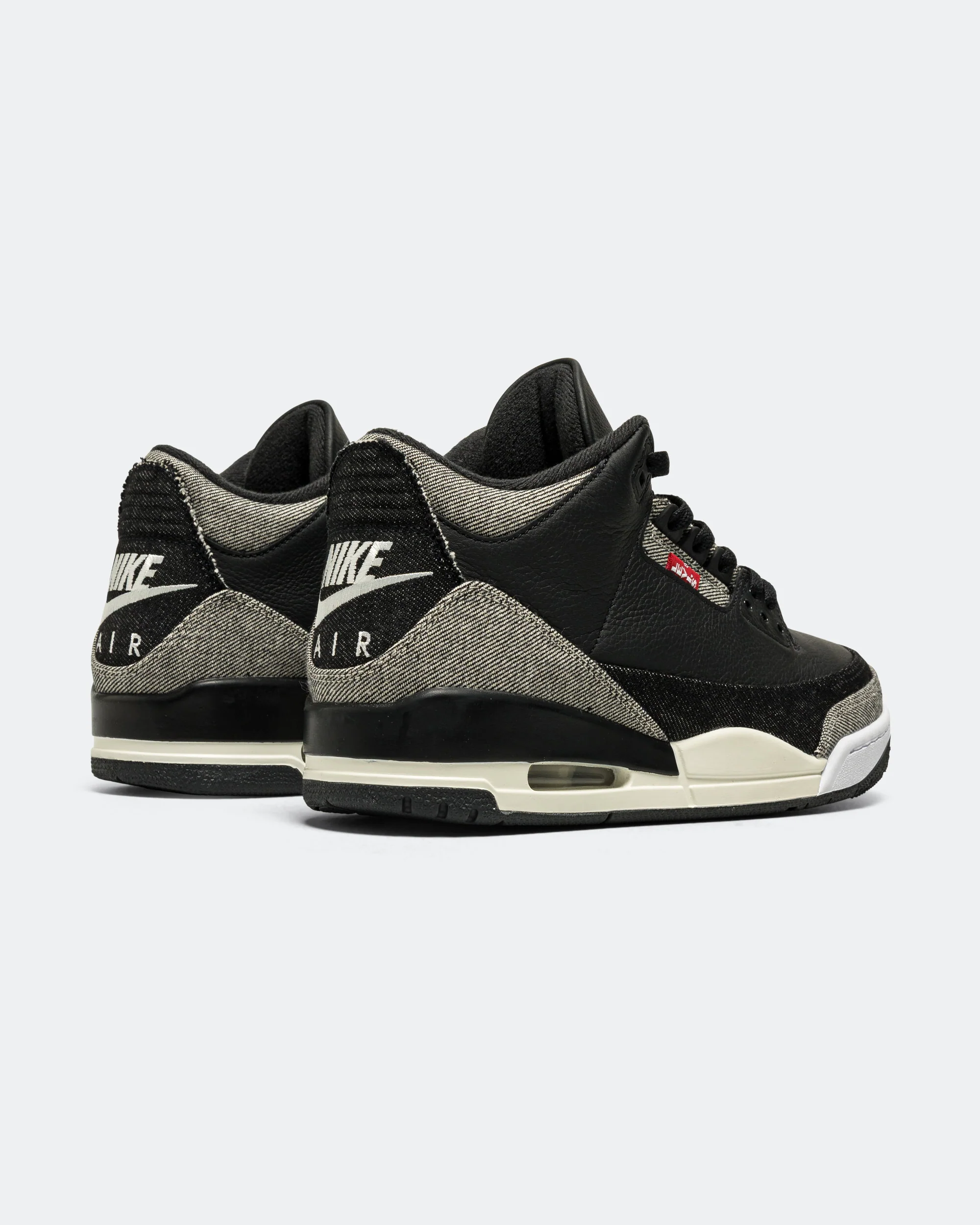 Air Jordan 3 Retro LSC x Levis - Denim/Black-Gym Red - Image 4