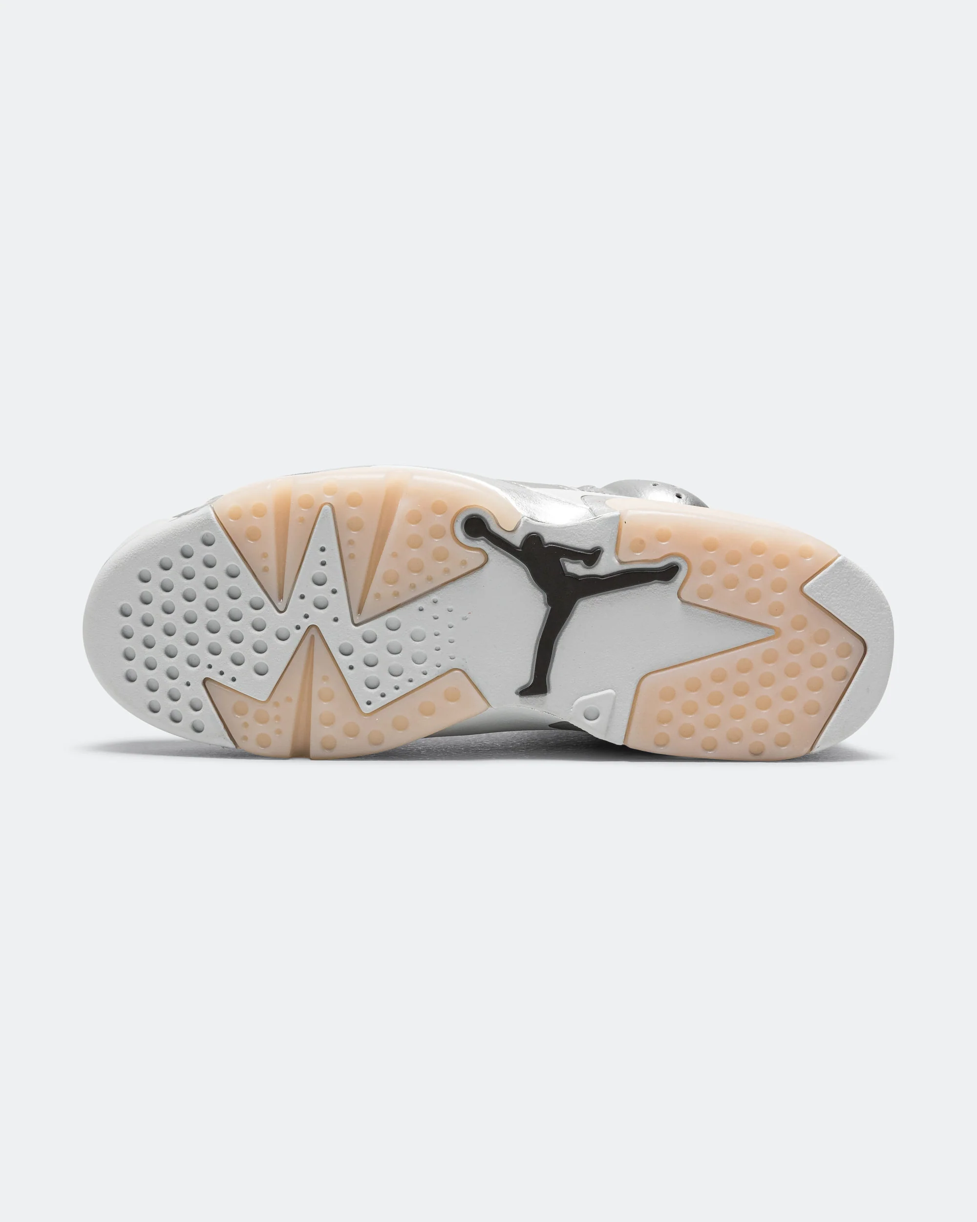 Air Jordan 6 Retro x PSG - Metallic Silver/Metallic Silver-Pure Platinum-Oil - Image 5