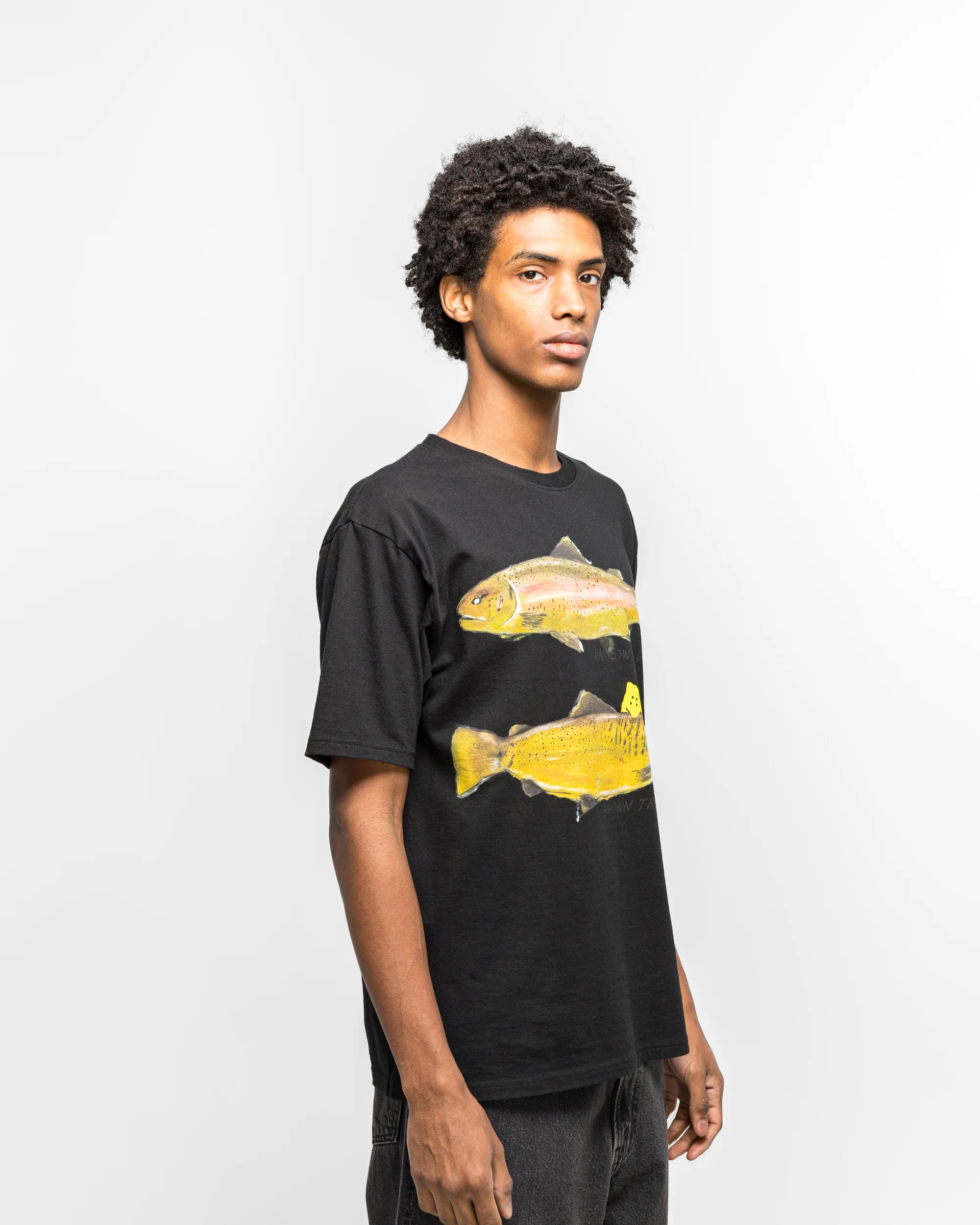 20/-Jersey Crew T (Two Trouts PECKISH RAINBOWY) - Black - Image 3