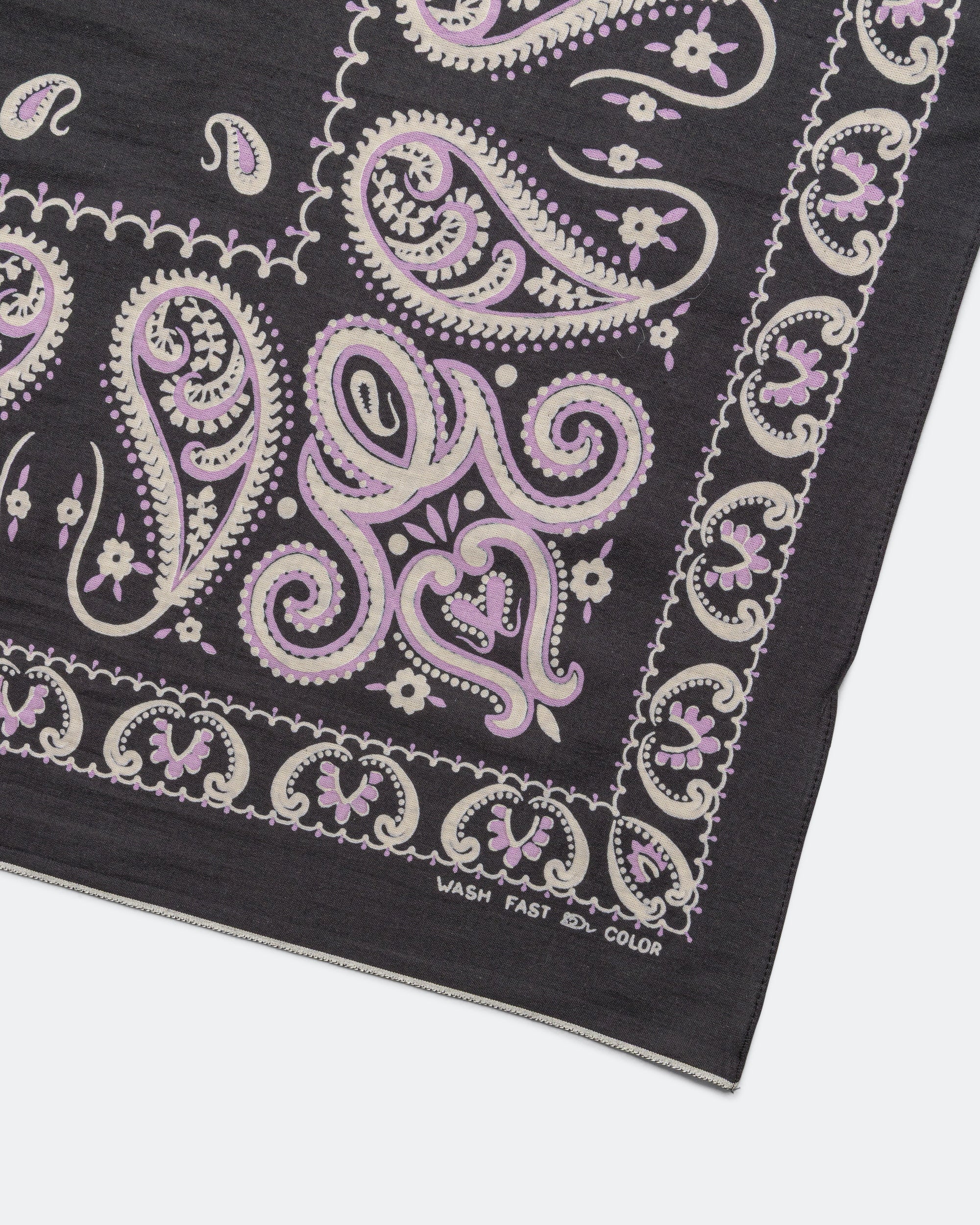 Fastcolor Selvedge Bandanna (SAMBO Paisley) 20x20 - Black - Image 3