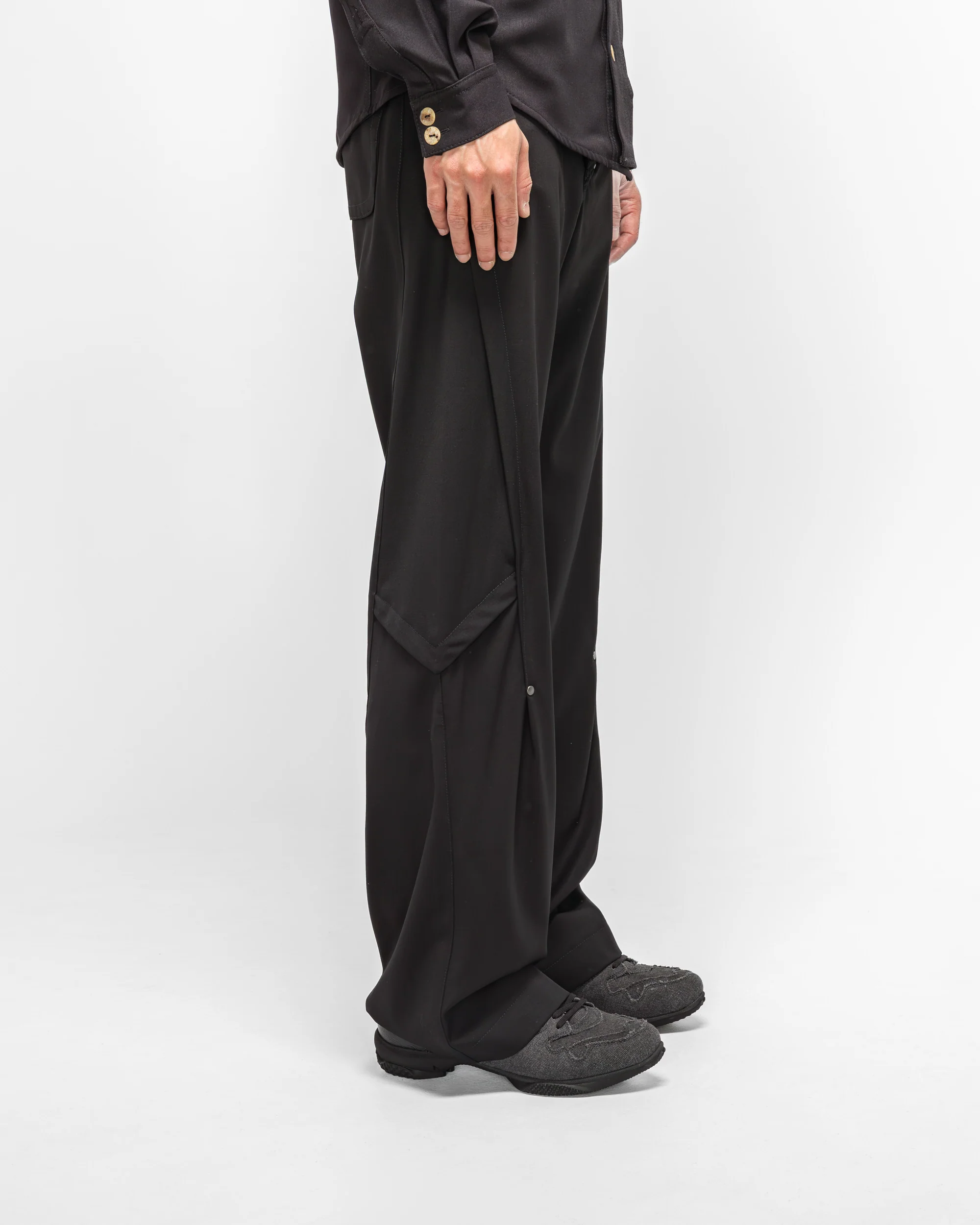 Kraner Trouser - Crow Black - Image 3