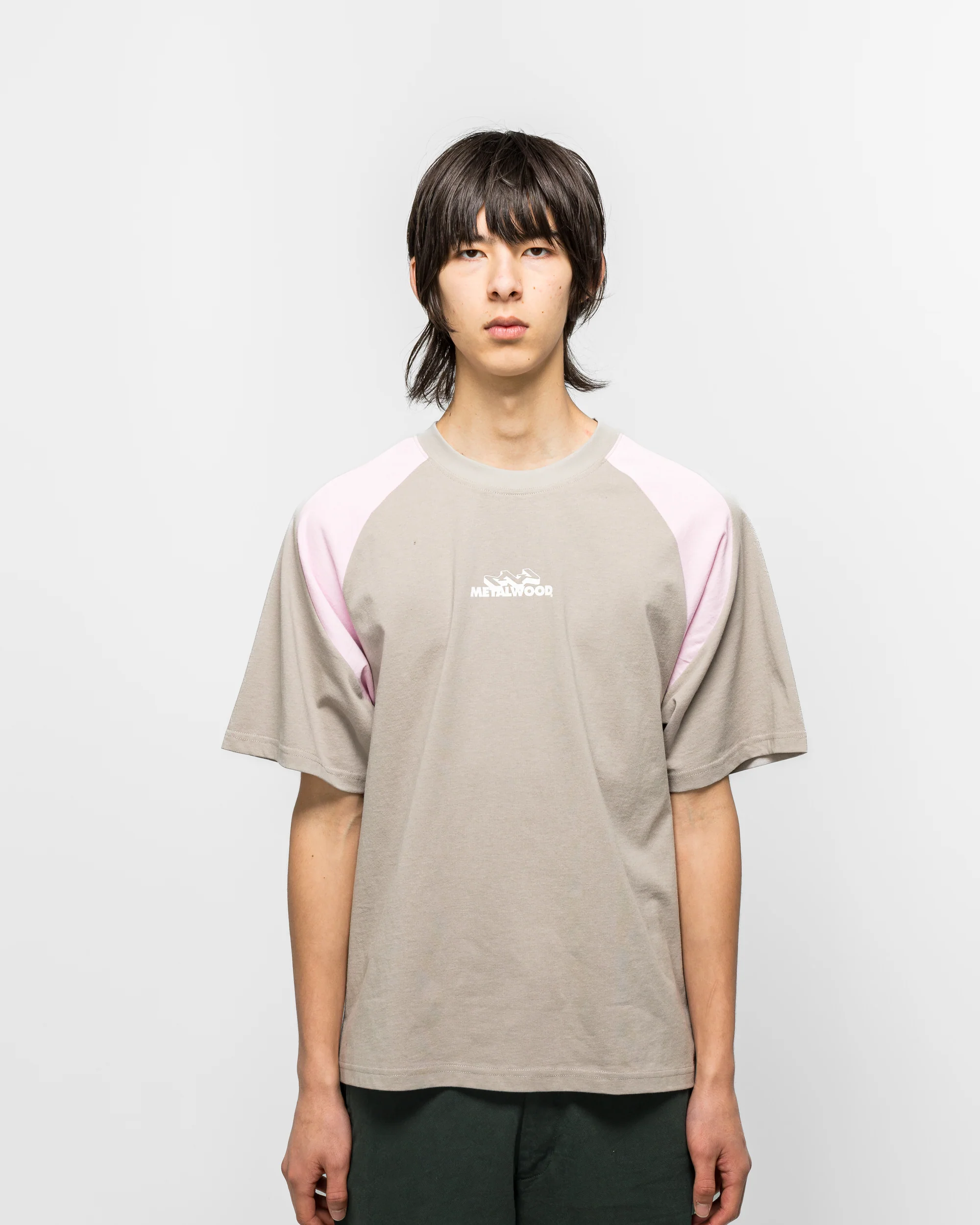 Mountaineer Raglan T-Shirt - Grey/Pink - Image 2