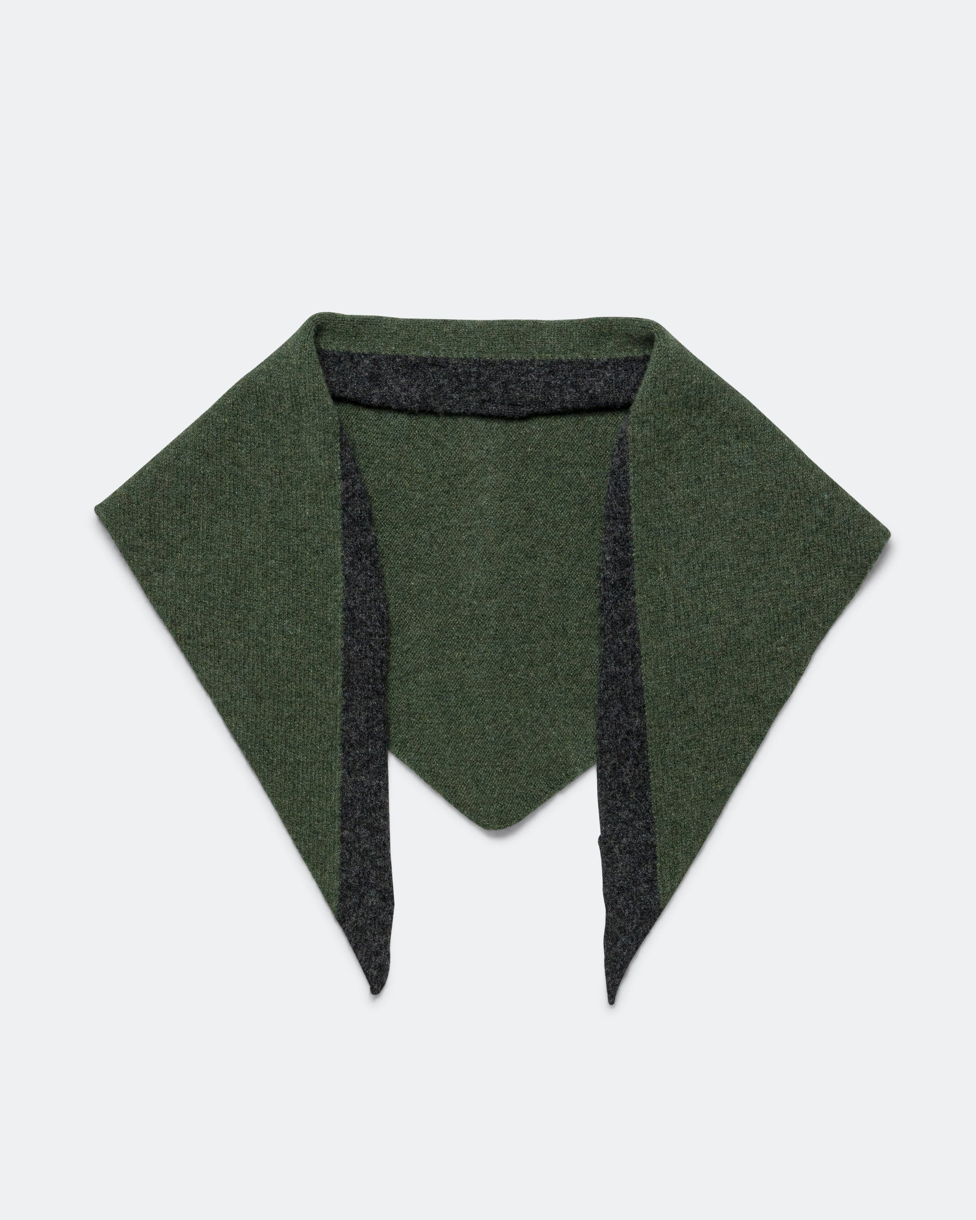 Tipped Scout Scarf - Green/Charcoal Lambswool - Image 4