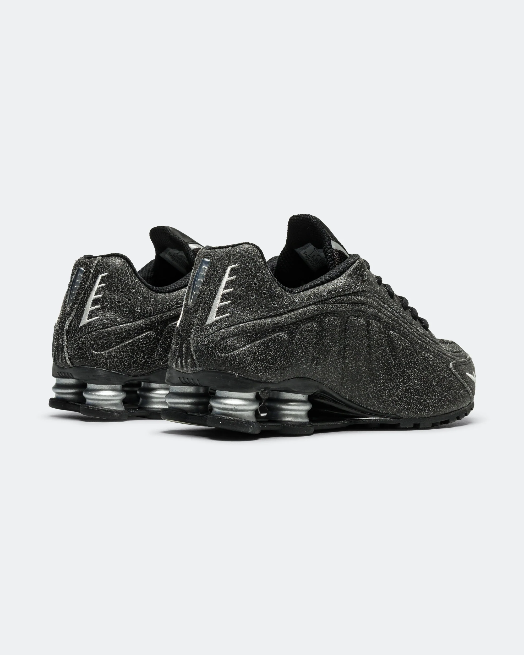 Shox R4 QS - Black/Sail-LT Smoke Grey-Metallic Silver - Image 3