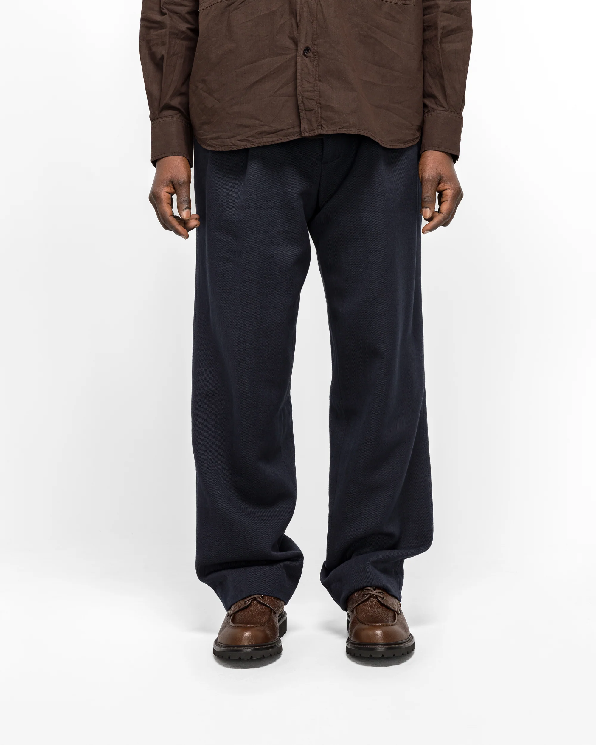 Benn Relaxed Cavalry Cotton Wool Pleated Trouser - Dark Navy - Image 2