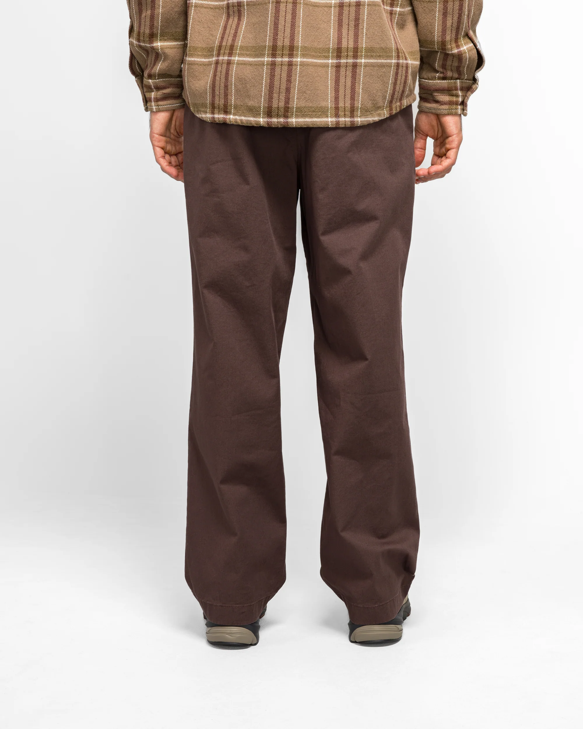 Benn Relaxed Twill Pleated Trouser - Seal Brown - Image 4