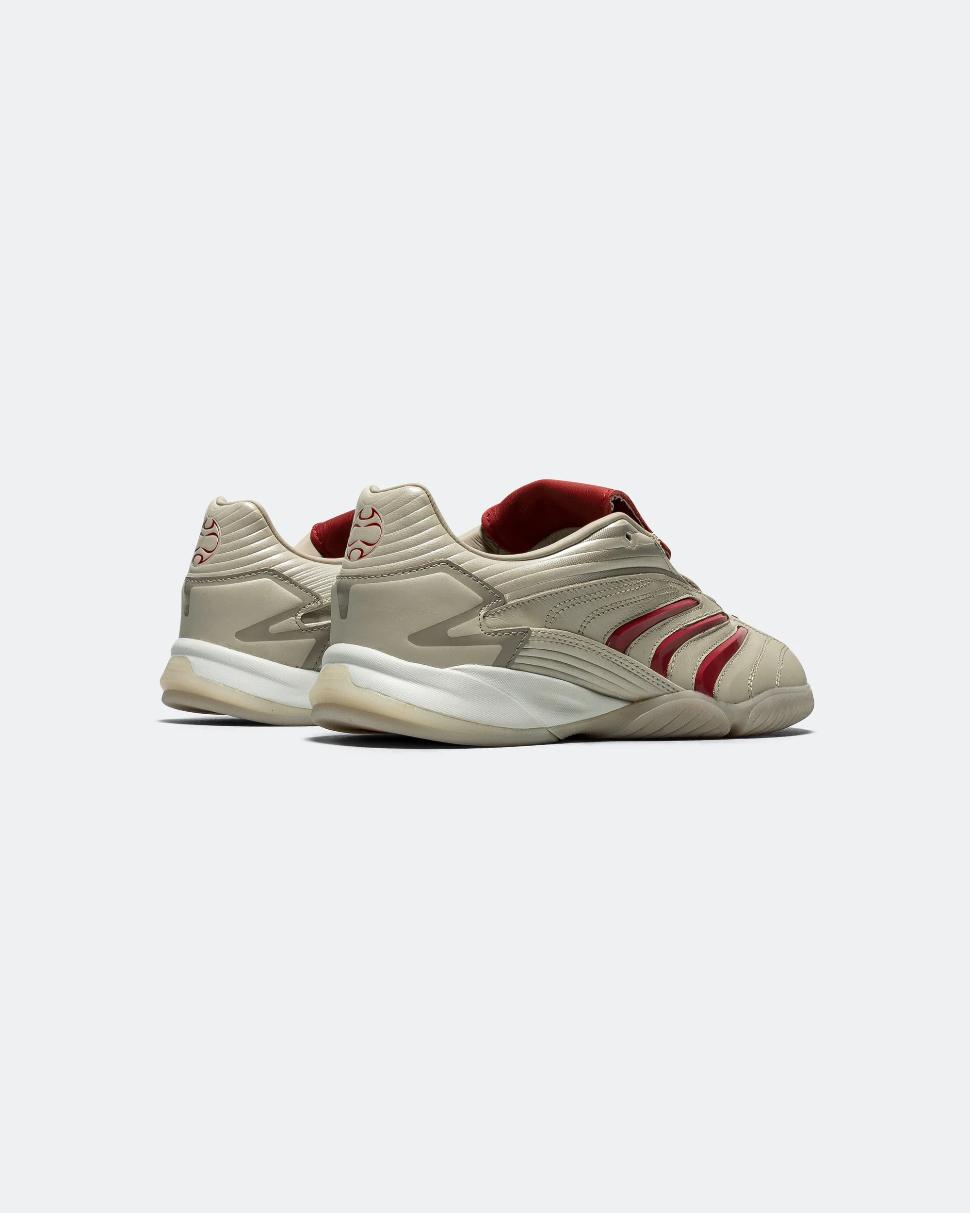 Predator Sala - Beige/Team Victory Red-Metallic Gold - Image 4