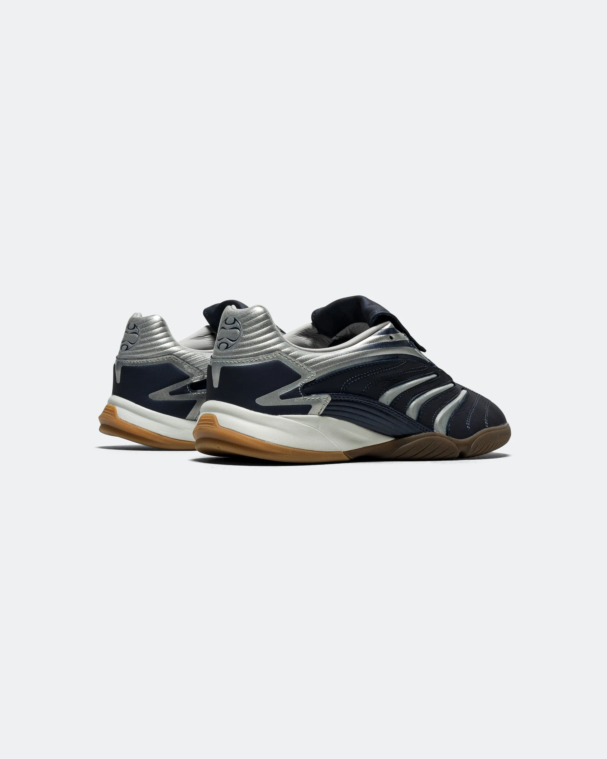 Predator Sala - Navy/Silver Metallic-Gum - Image 4