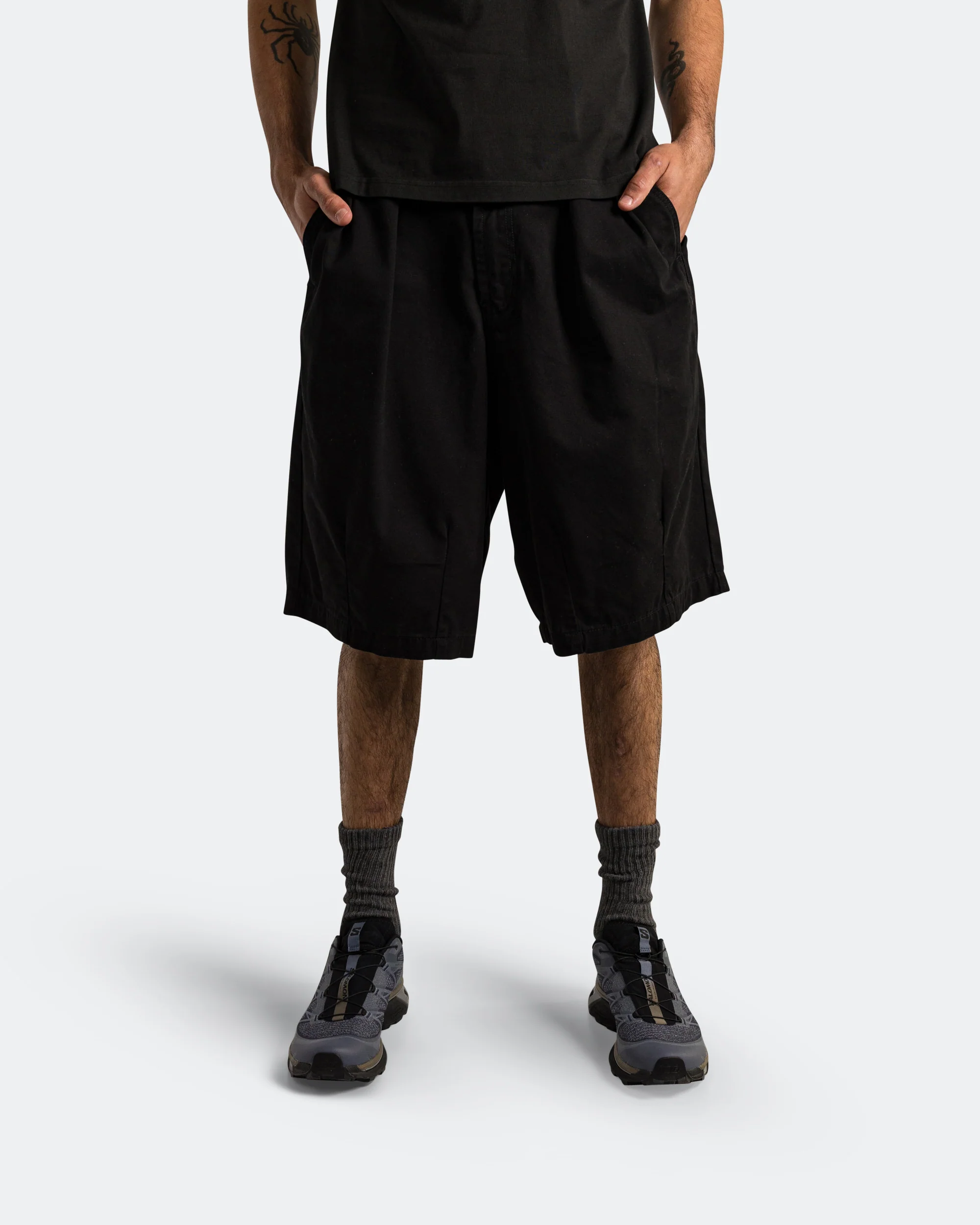 Pleated Balloon Shorts - Black - Image 2