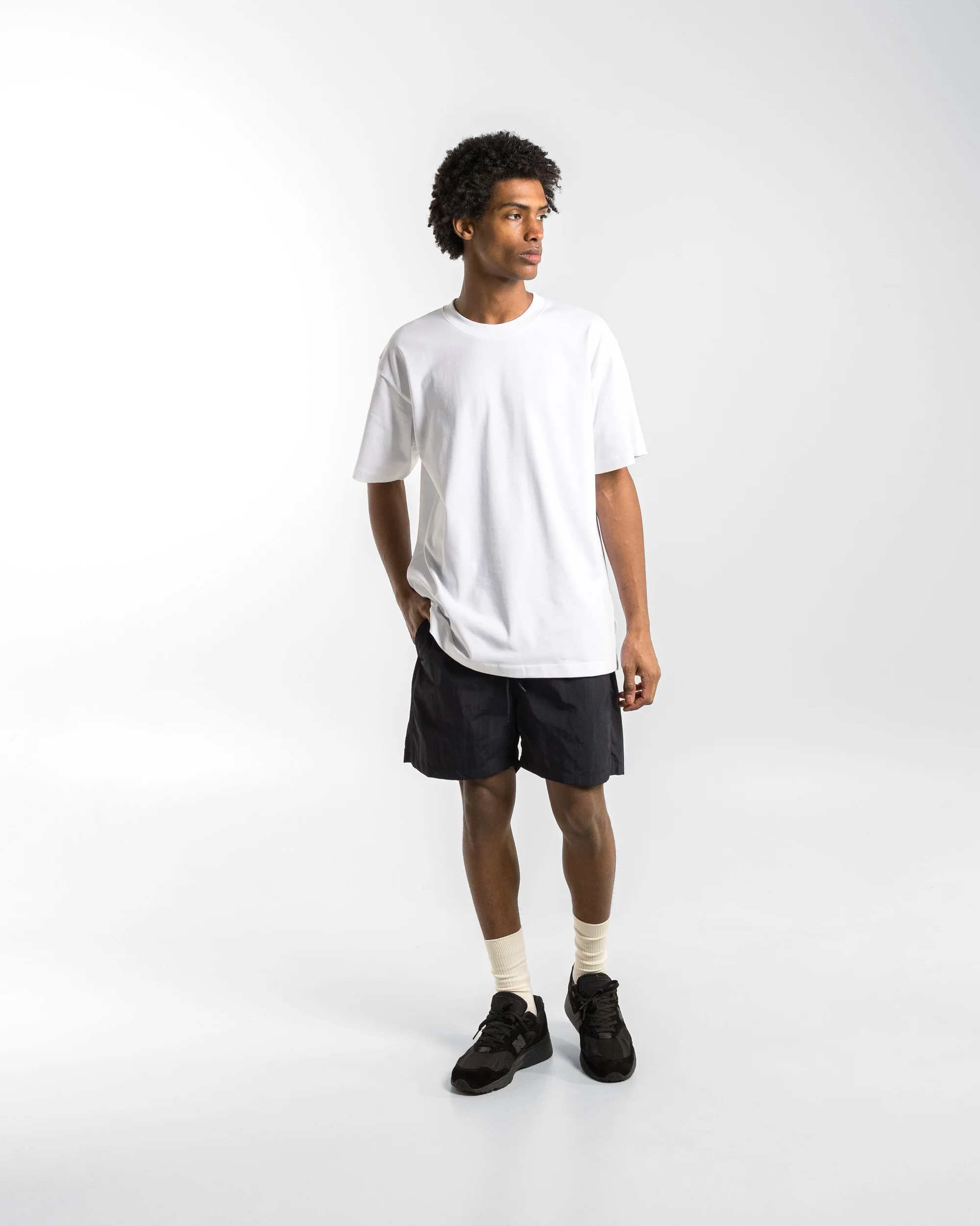 Standard Heavy Loose T-Shirt - White - Image 5