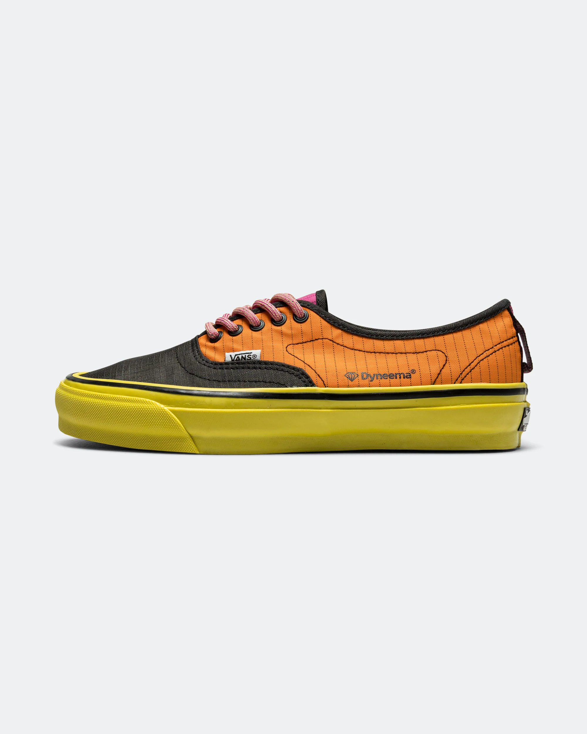 OTW Authentic HT Vibram - Black/Solar