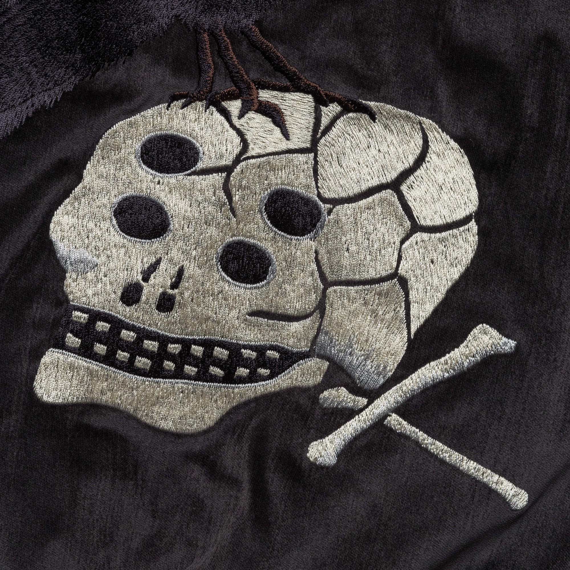Velveteen Souvenir JKT Raven & Skull - Black - Image 9